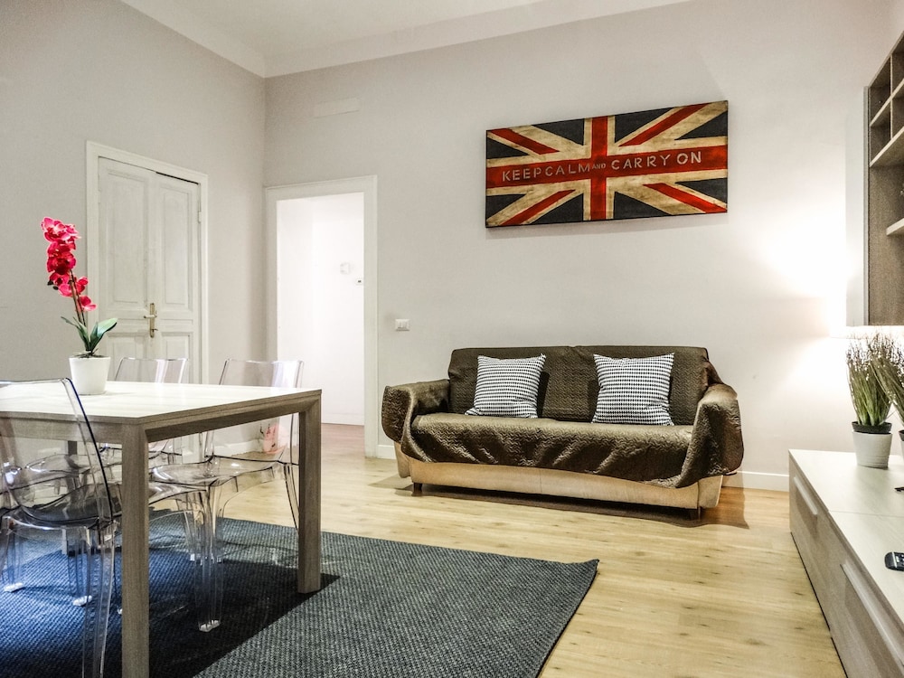 Apartment, 2 Bedrooms, Kitchen photo 1