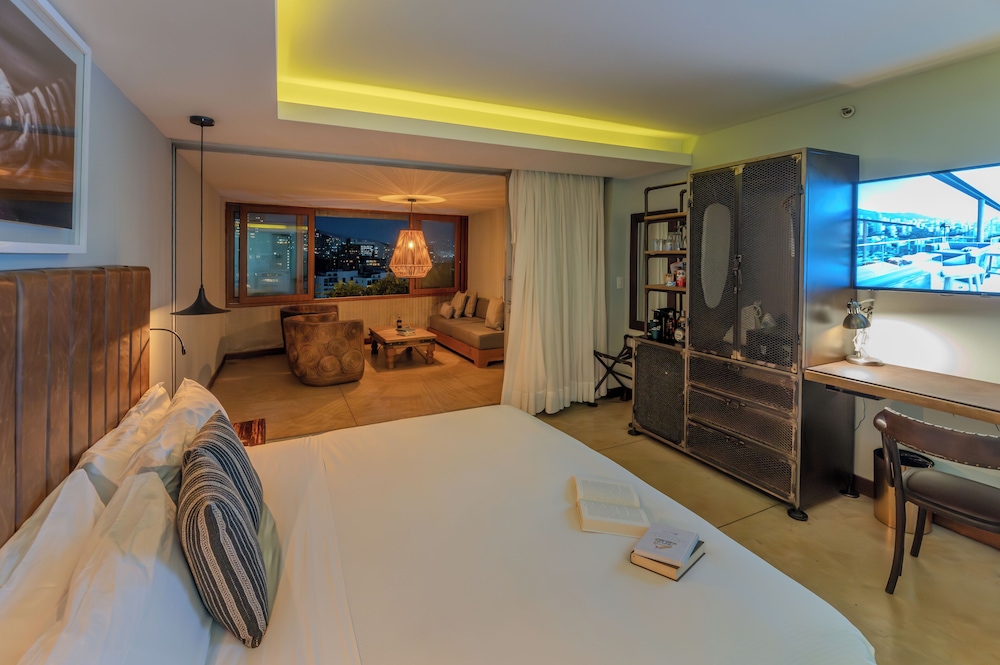 Standard Double Room, 1 King Bed - Photo 6