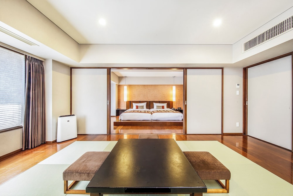 [Luxury Room] Twin beds / 54.1 sqm, Non Smoking