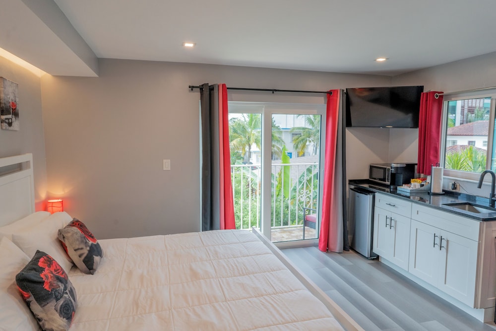 Premium Single Room