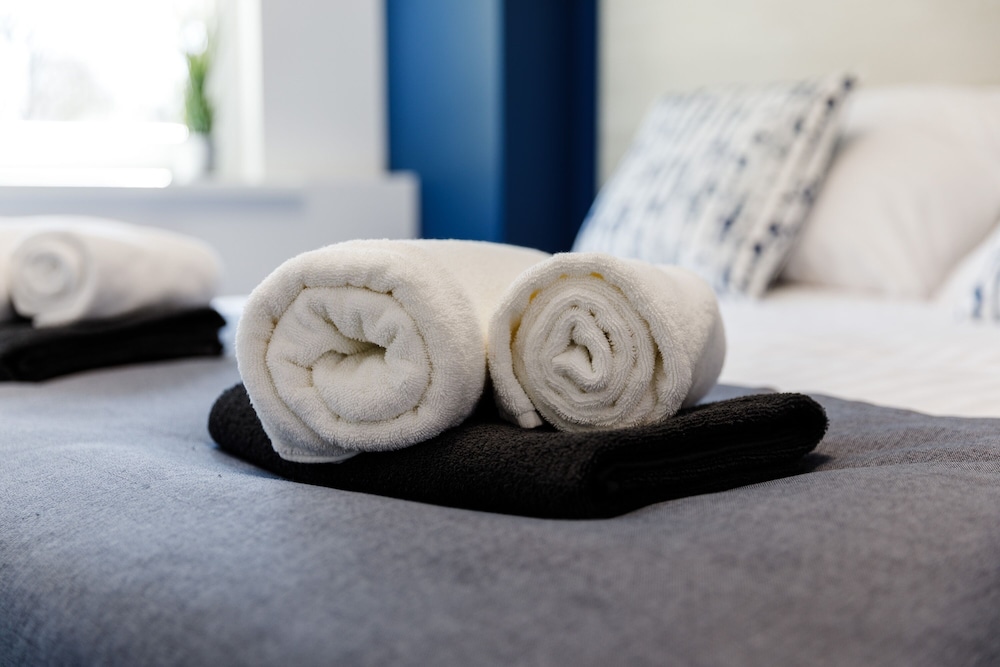 Classic Double or Twin Room - Photo 11