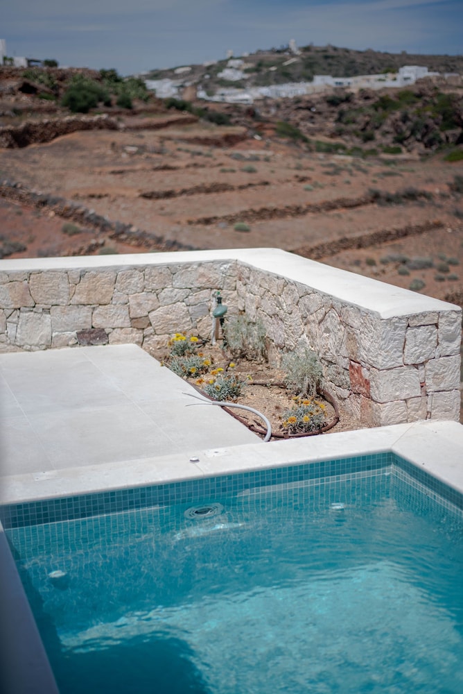 Luxury Suite, Multiple Bedrooms, Private Pool, Sea View photo 3