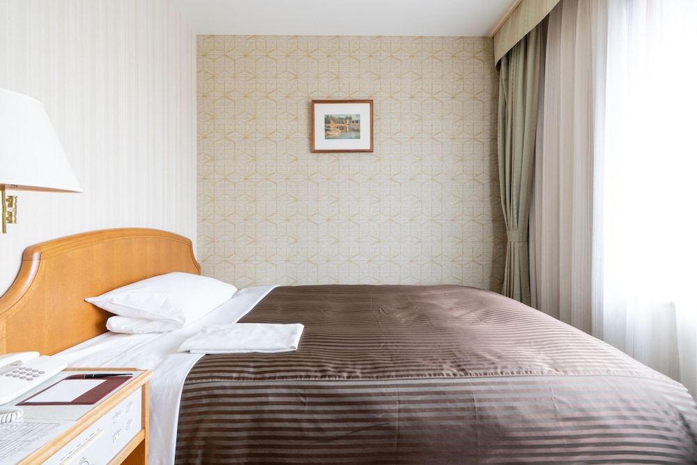 Small Double Room, City View, Smoking photo 2