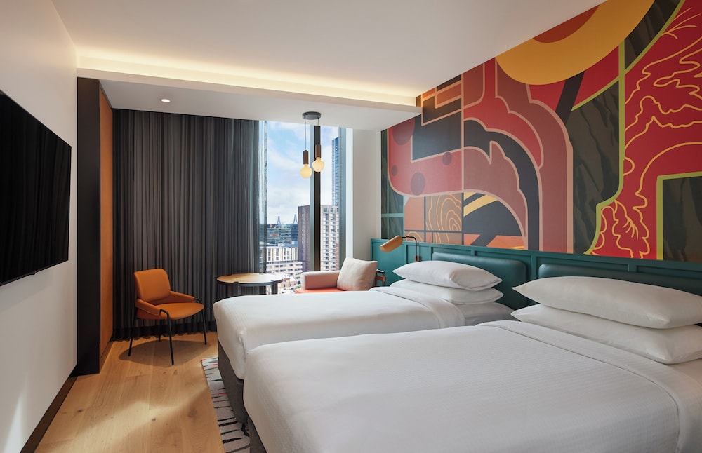 Standard Room, 2 Twin Beds, City View photo 1