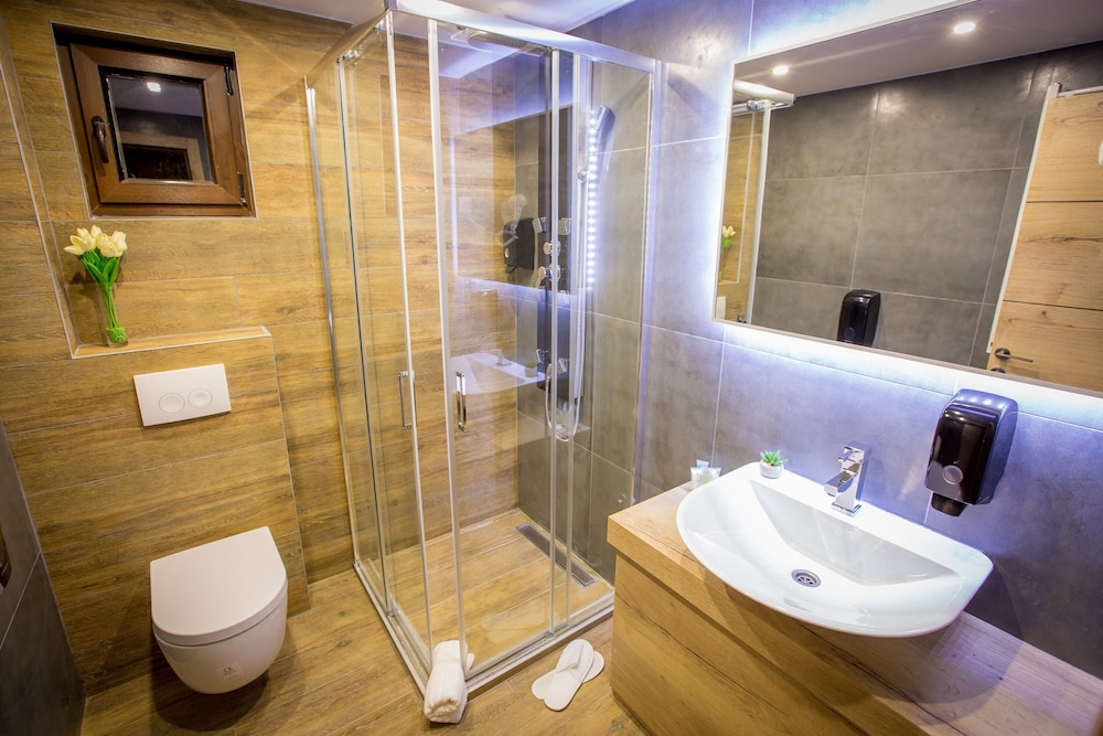Superior Studio Suite, Terrace photo 2