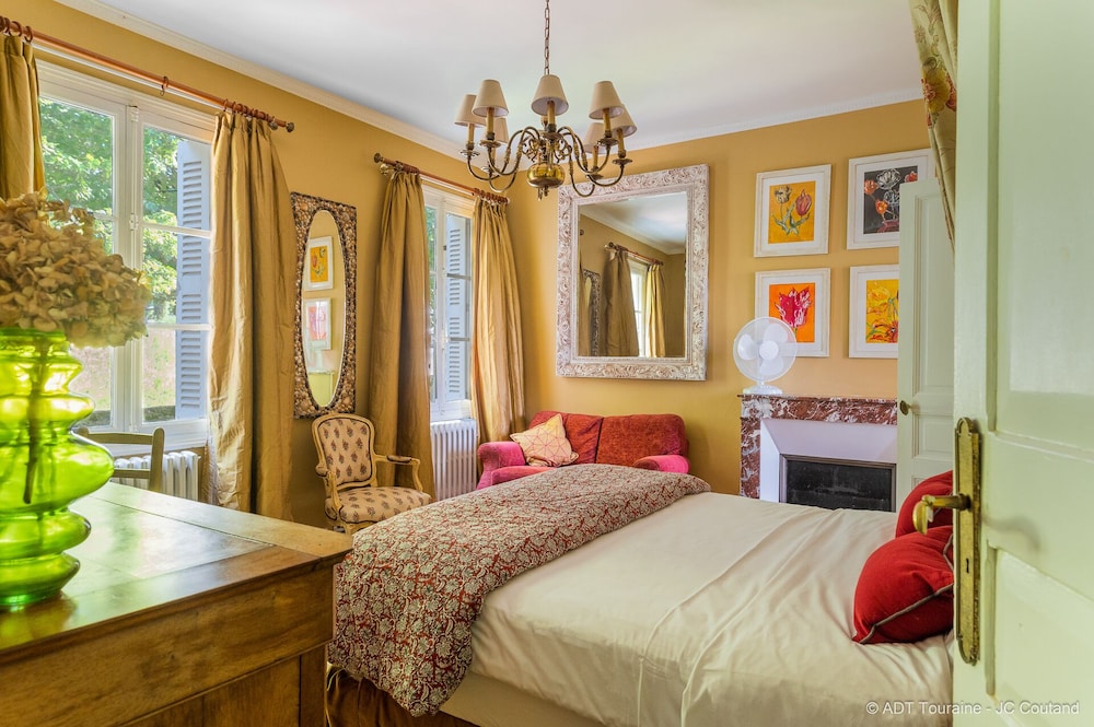 Luxury Room