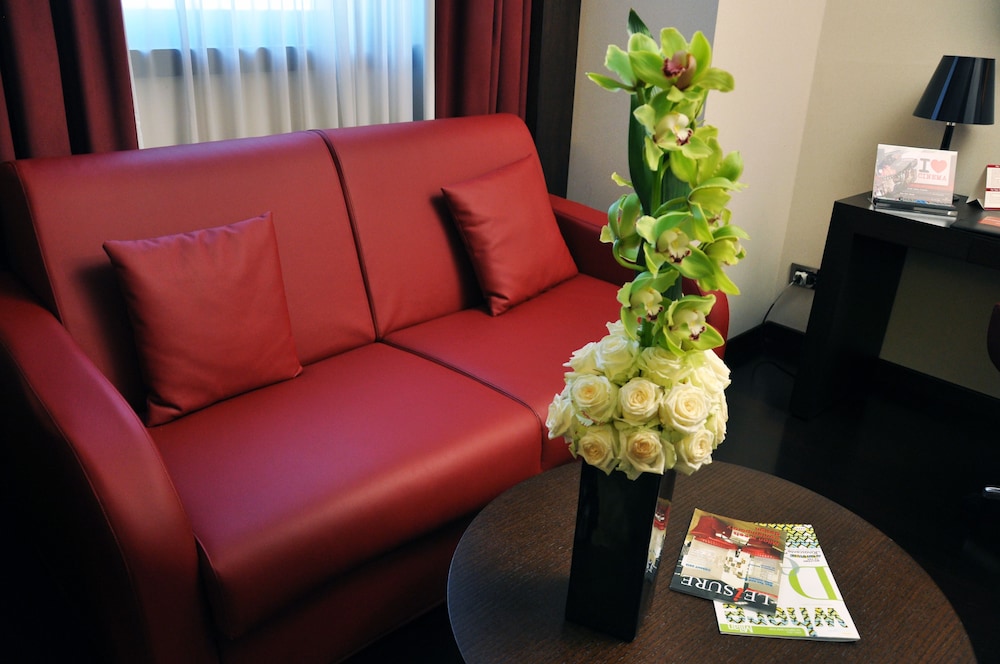 Suite, 1 Bedroom (Living Area with Sofa)