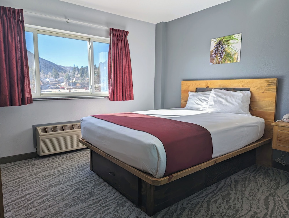 Room, 1 Queen Bed, Accessible - Photo 1