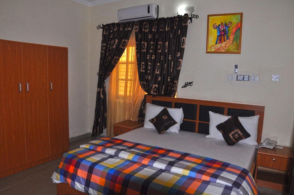 Standard Room photo 1