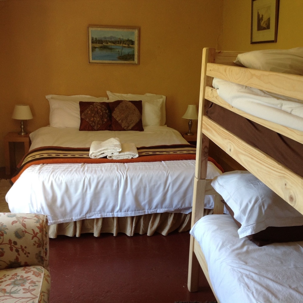 Green Cottage photo 2