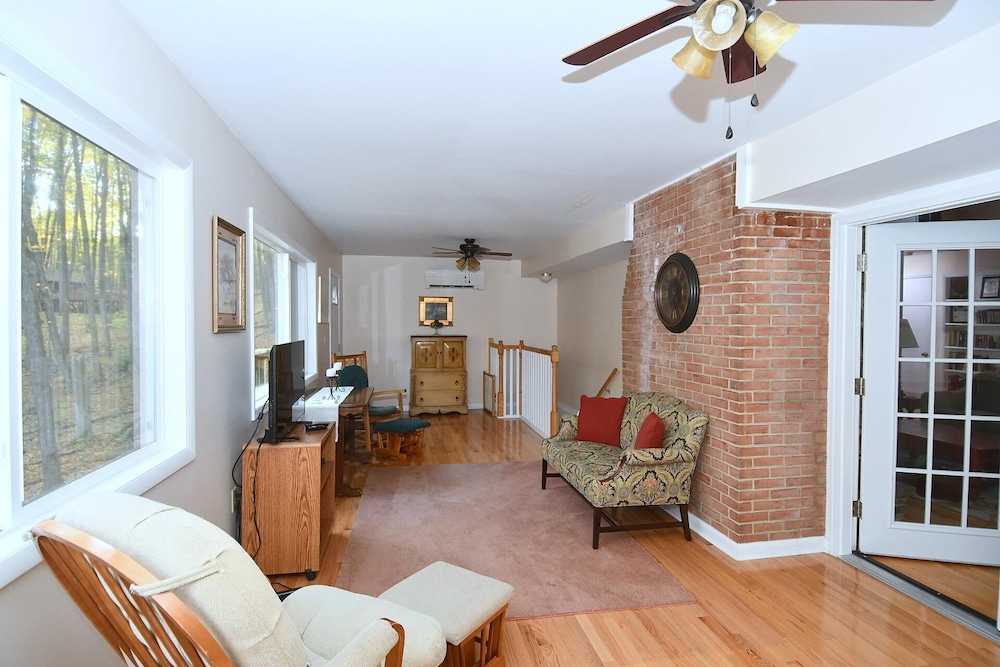 House, Multiple Beds (Home At Last - Gather Here!  ) photo 3