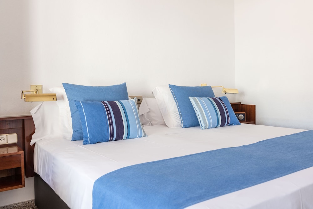 Double Room, Sea View - Photo 6