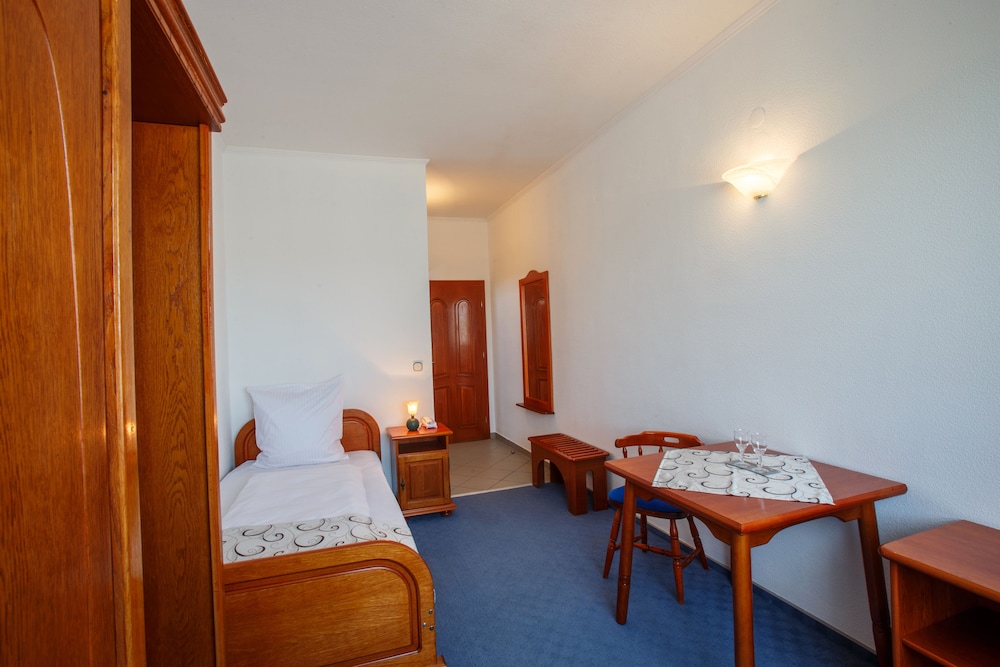 Standard Single Room photo 2