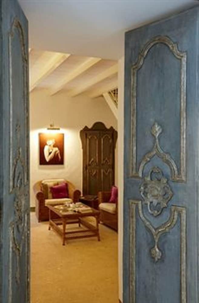 Standard Double Room - Photo 5