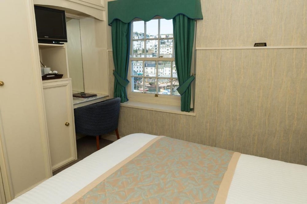 Standard Double Room Single Use, Sea View photo 3