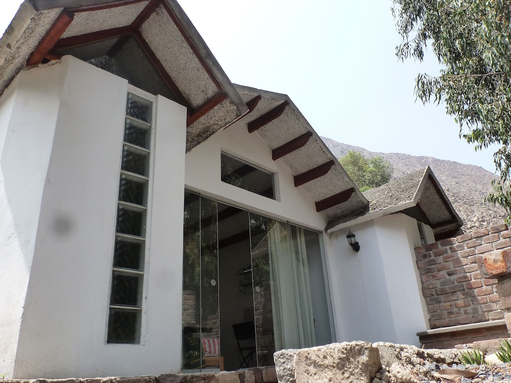 Romantic Bungalow photo 1