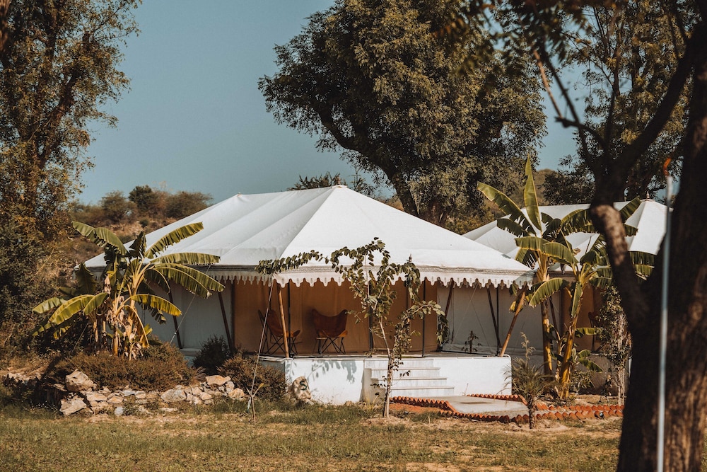 Luxury Tent photo 2
