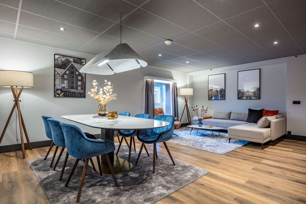 Suite, 1 Bedroom, River View