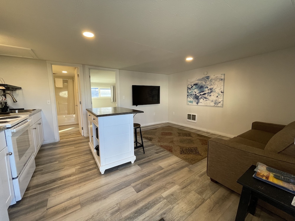 Basic Suite, 1 Bedroom photo 1