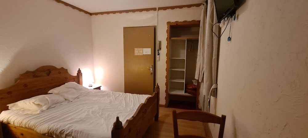 Standard Apartment, Ensuite, Mountain View photo 2