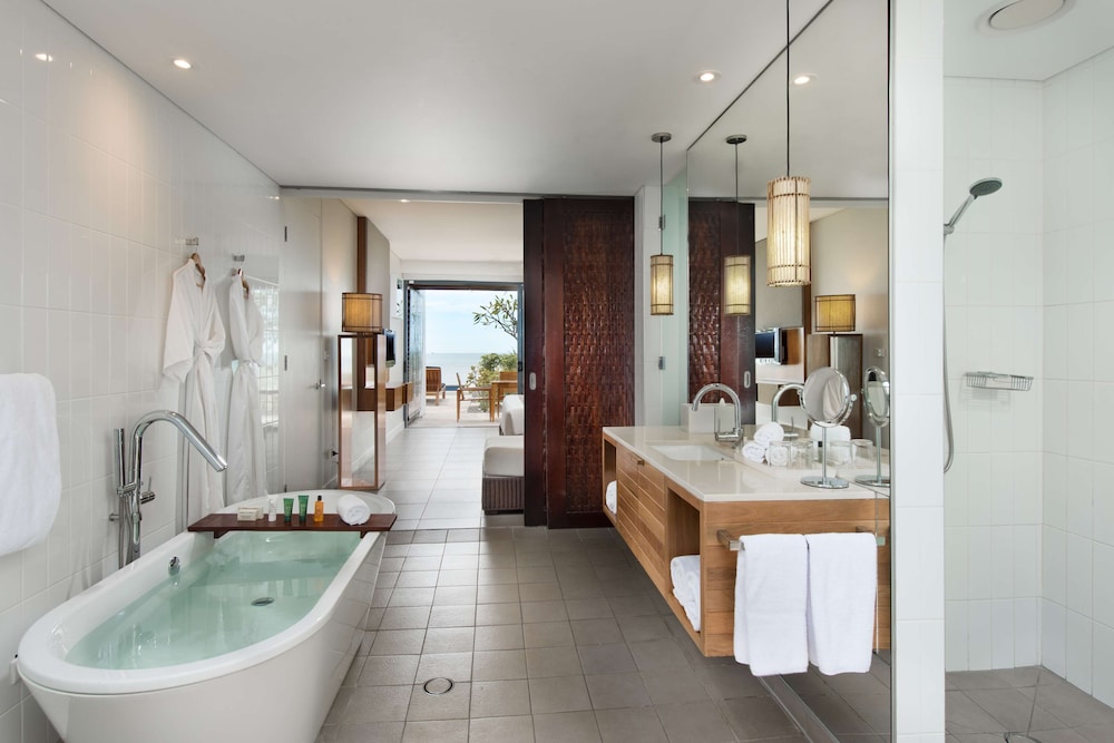 Room, 3 Bedrooms, Private Pool, Beachfront (Residence) - Photo 8