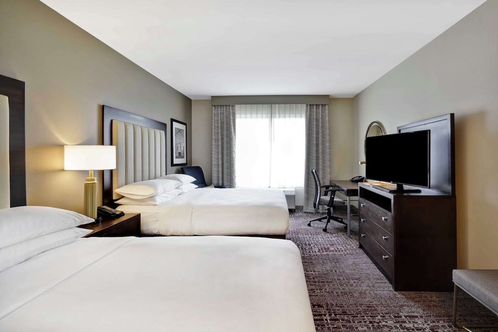 Room, 2 Queen Beds - Photo 5
