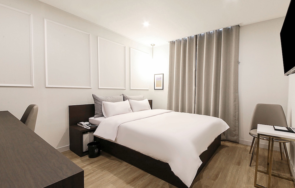 Standard Double Room, 1 Queen Bed, Non Smoking