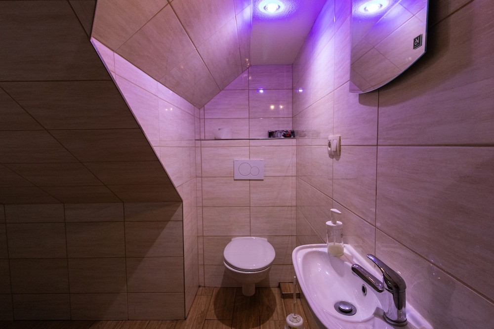 Suite, Hot Tub photo 1