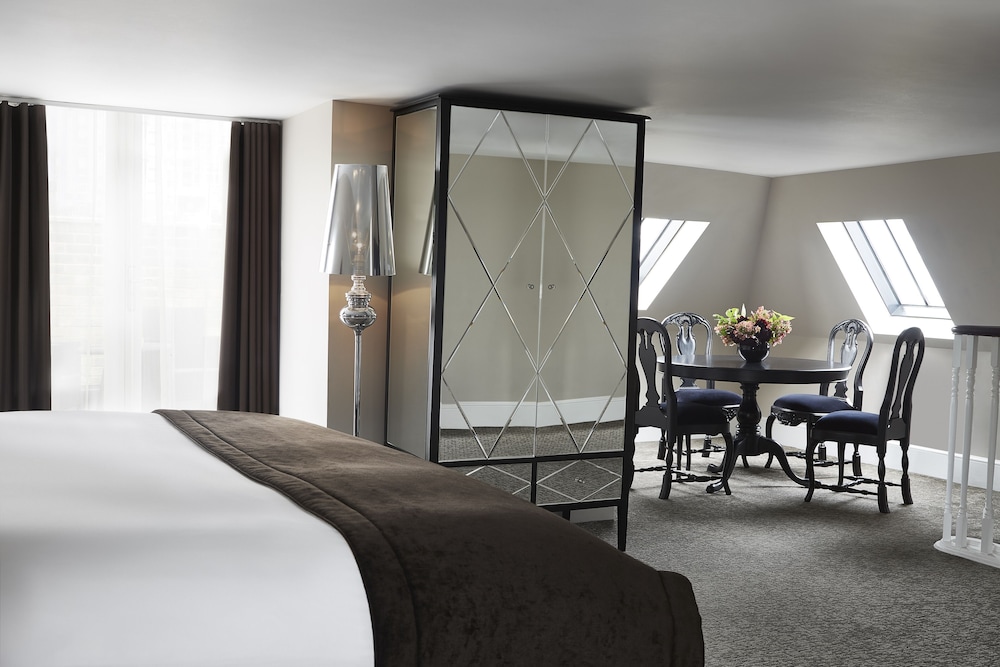 The Westbridge Suite photo 2