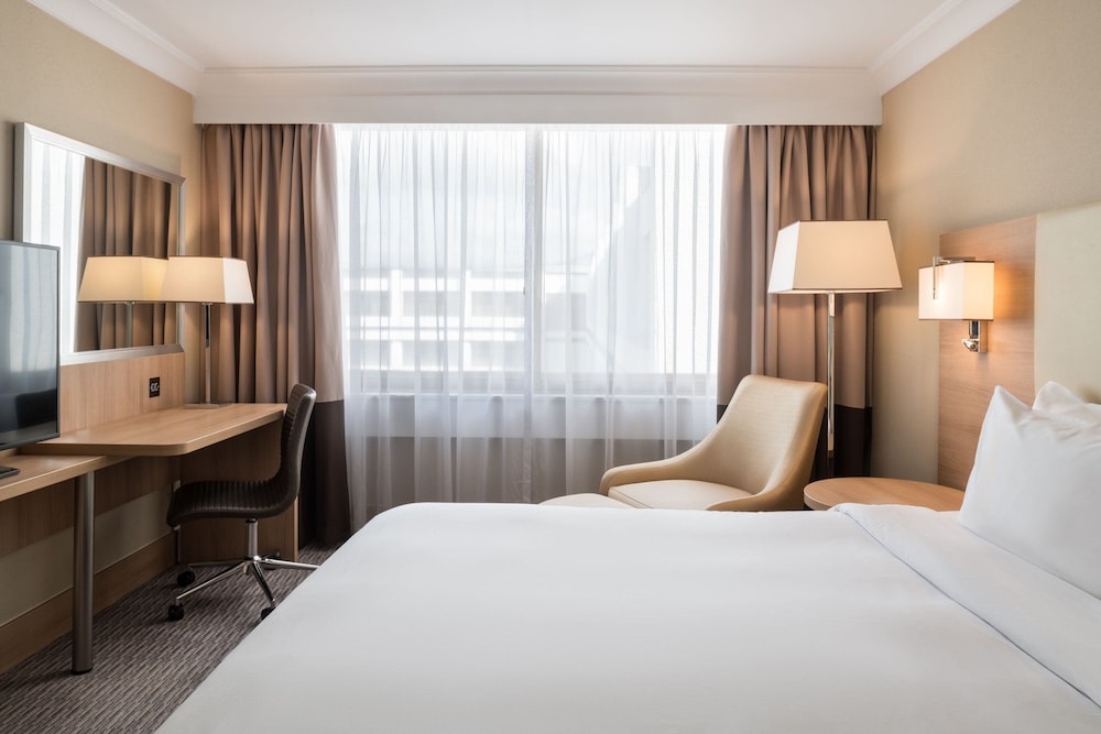 Standard Room, 1 Queen Bed - Photo 4