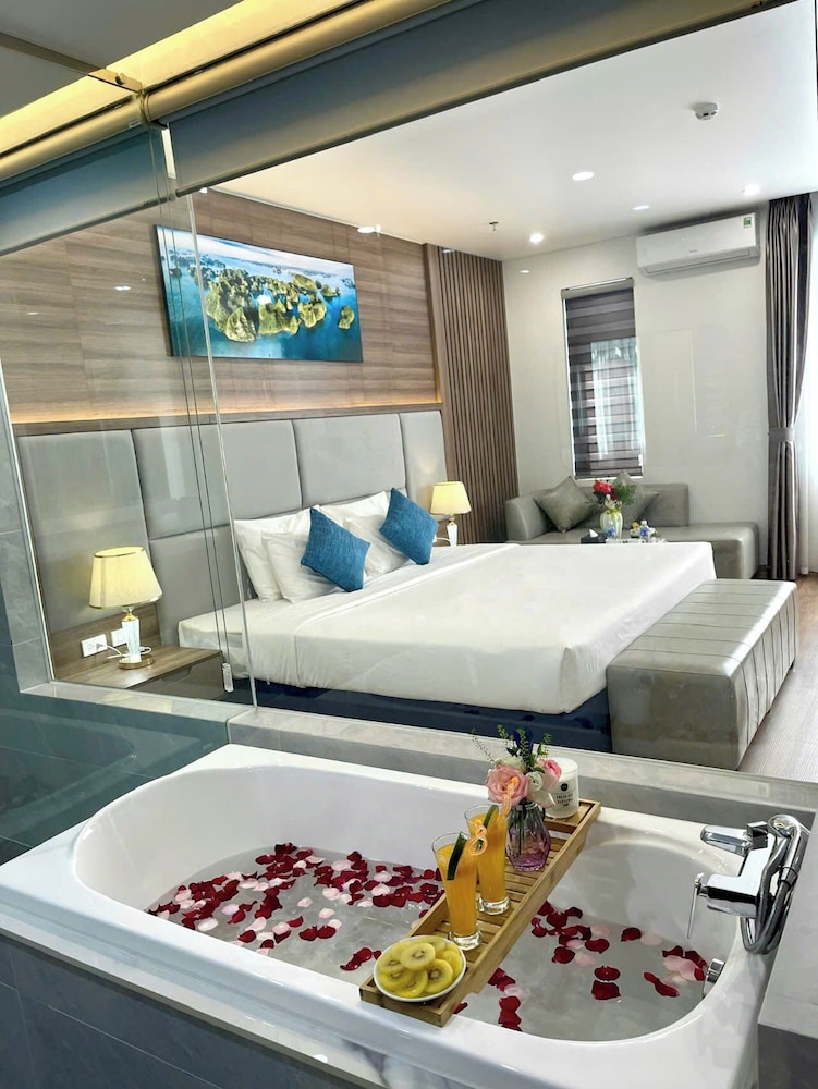 Luxury Double Room, Balcony photo 2