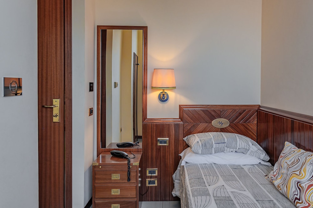 Classic Single Room photo 1