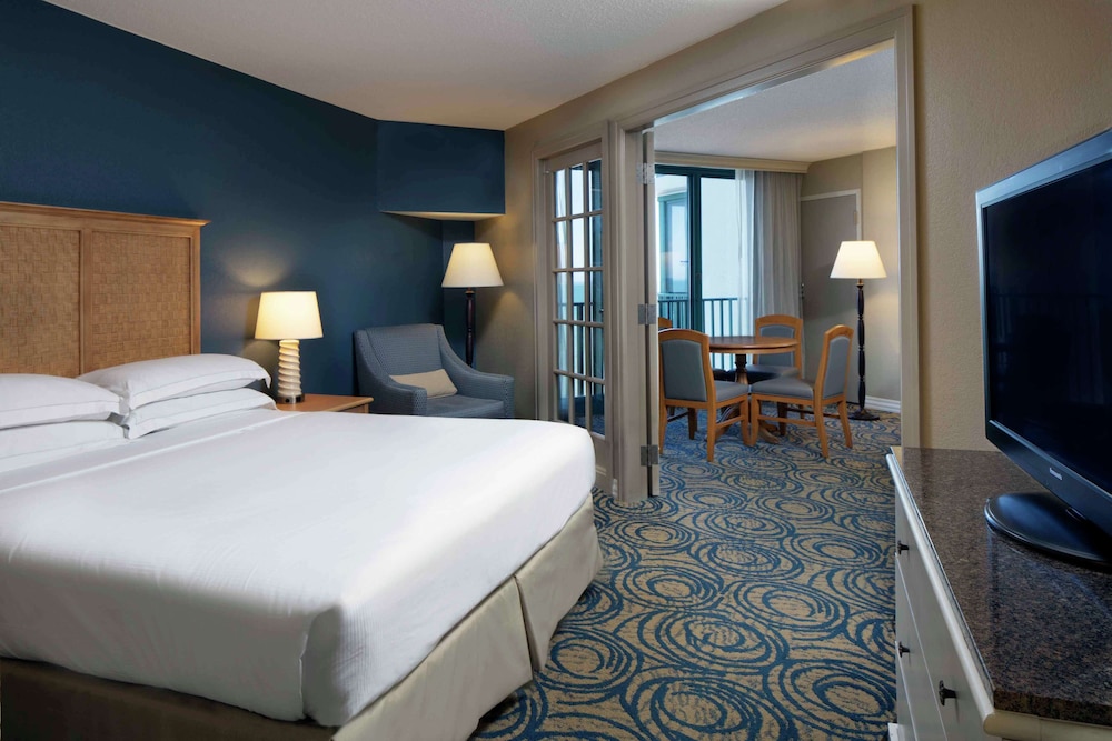 Suite, 1 King Bed, Terrace, Oceanfront - Photo 4