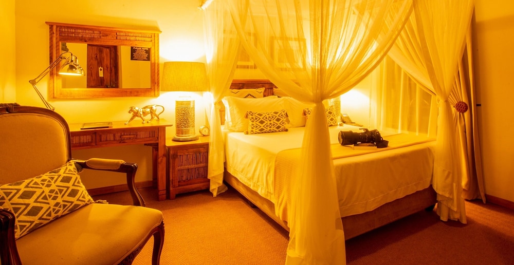 Standard Suite, River View