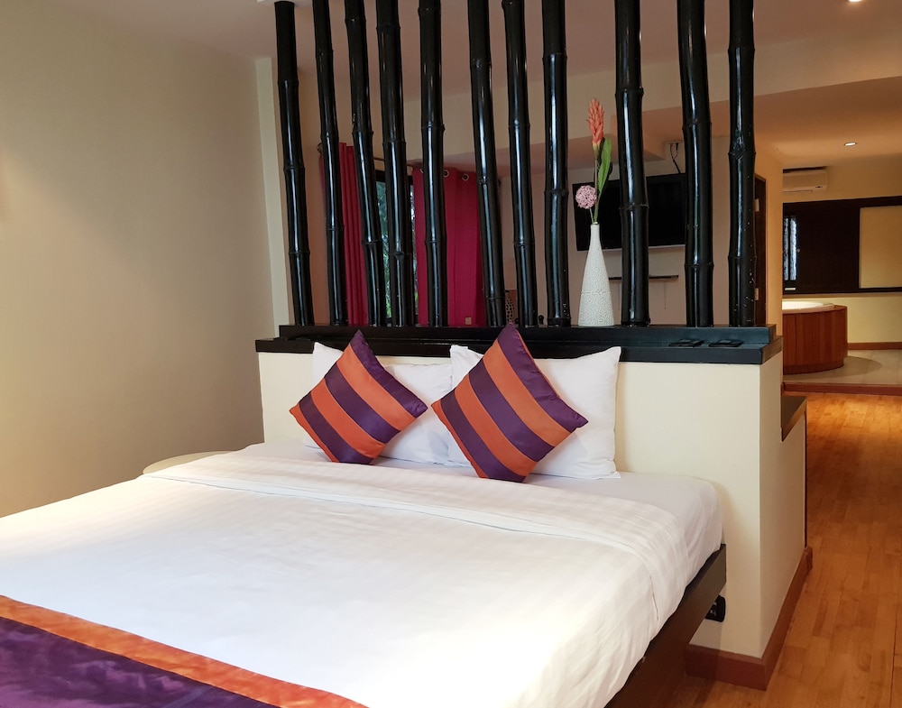 Studio Suite photo 2