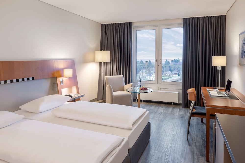 Standard Double or Twin Room - Photo 1