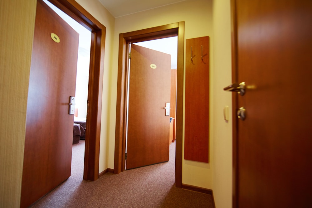 Economy Twin Room