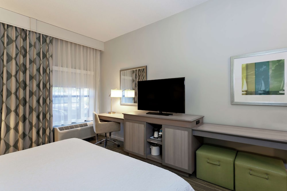 Room, Accessible, Non Smoking - Photo 2