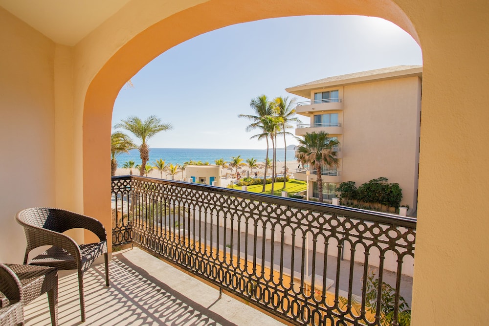 Deluxe Balcony Partial Ocean View - Photo 7