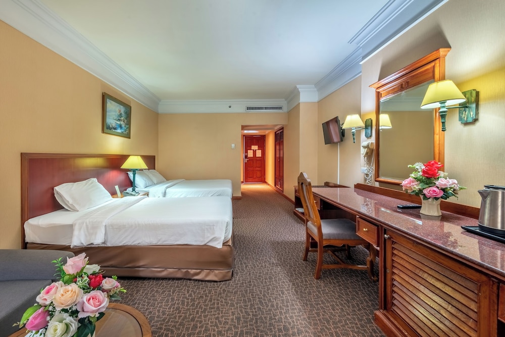 Deluxe Triple Room photo 2