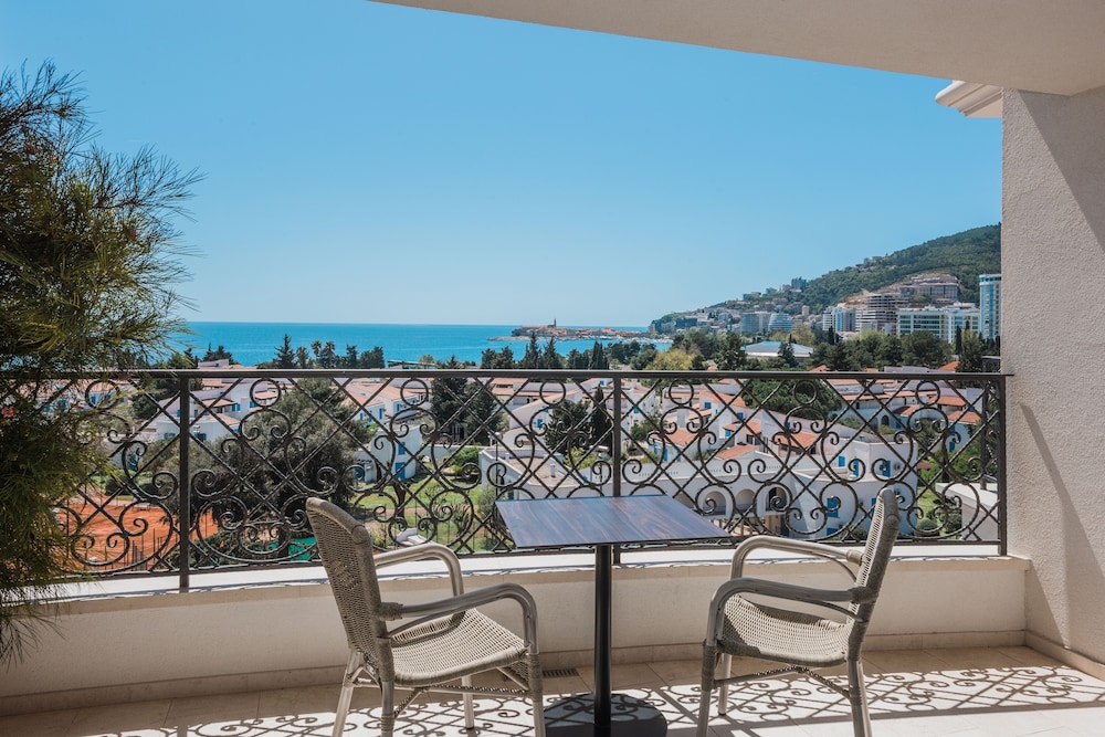 Double Room, Sea View - Photo 6