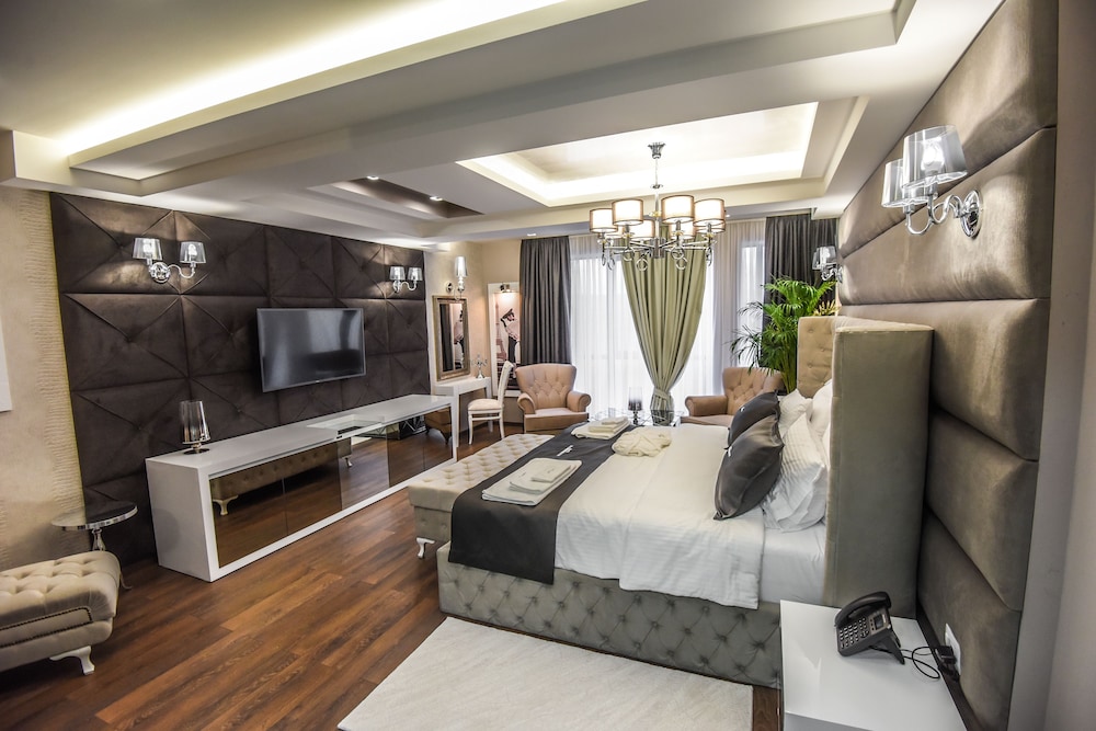 Deluxe Room, 1 Queen Bed