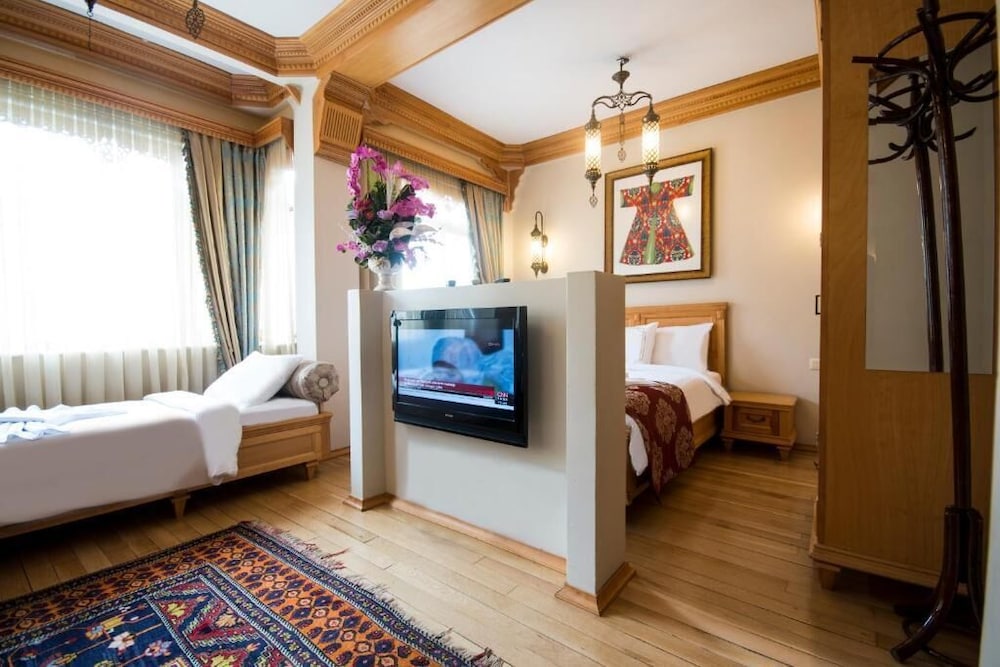 Deluxe Quadruple Room photo 2