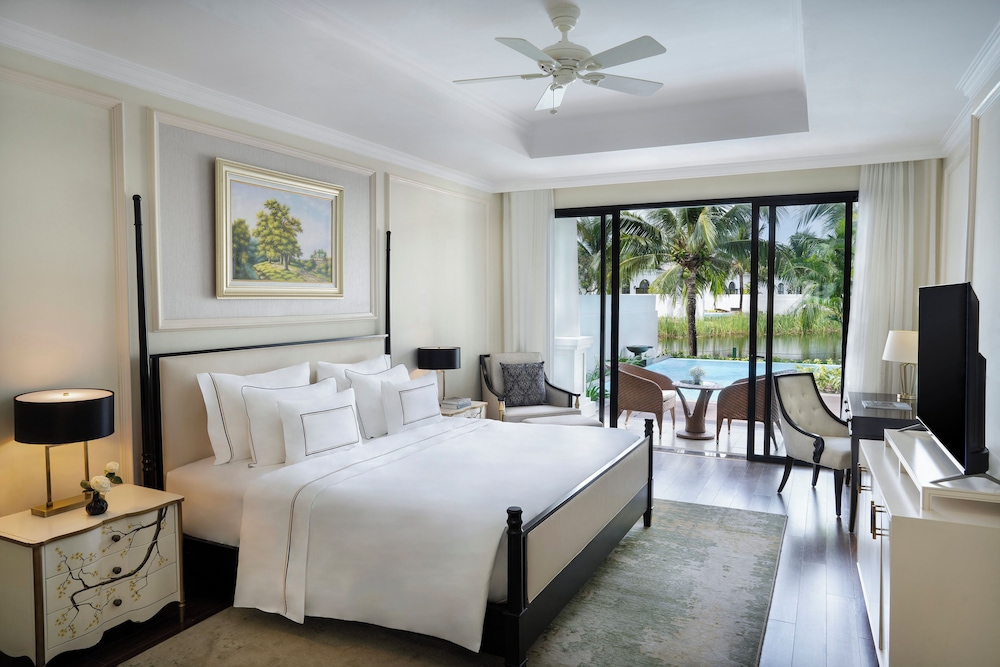 4-Bedroom Villa Garden View with Private Pool
