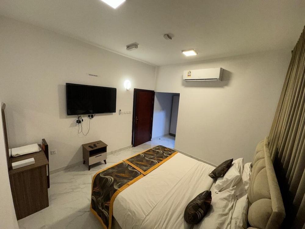 Deluxe Studio, City View