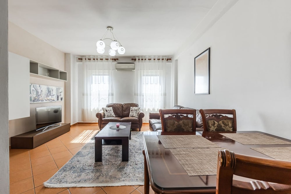 Apartment, 2 Bedrooms, Garden View - Photo 7