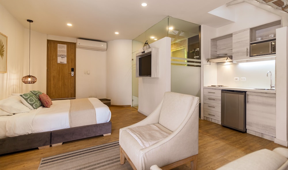 Standard Studio Suite photo 2