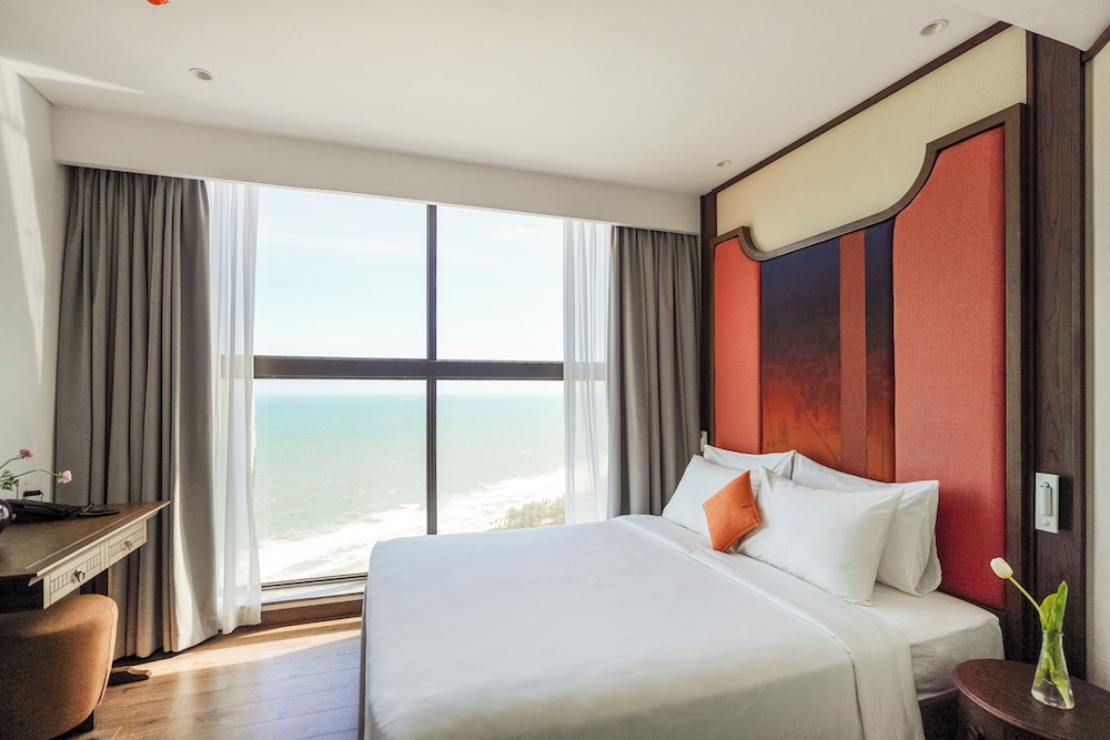 Apartment, 2 Bedrooms, Balcony, Beach View