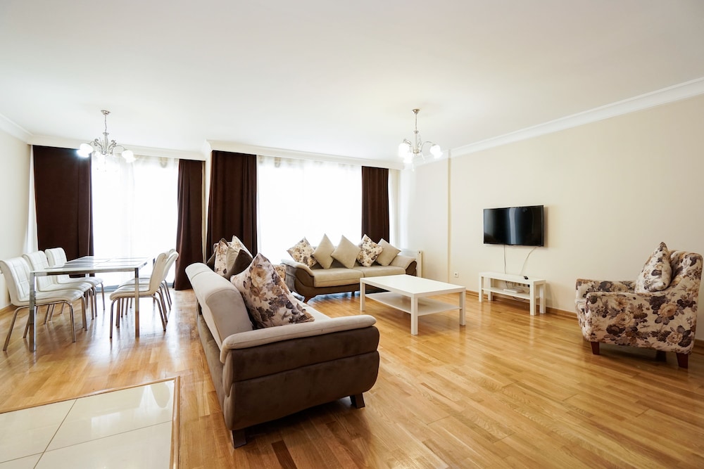 Family Apartment (7+1) photo 1
