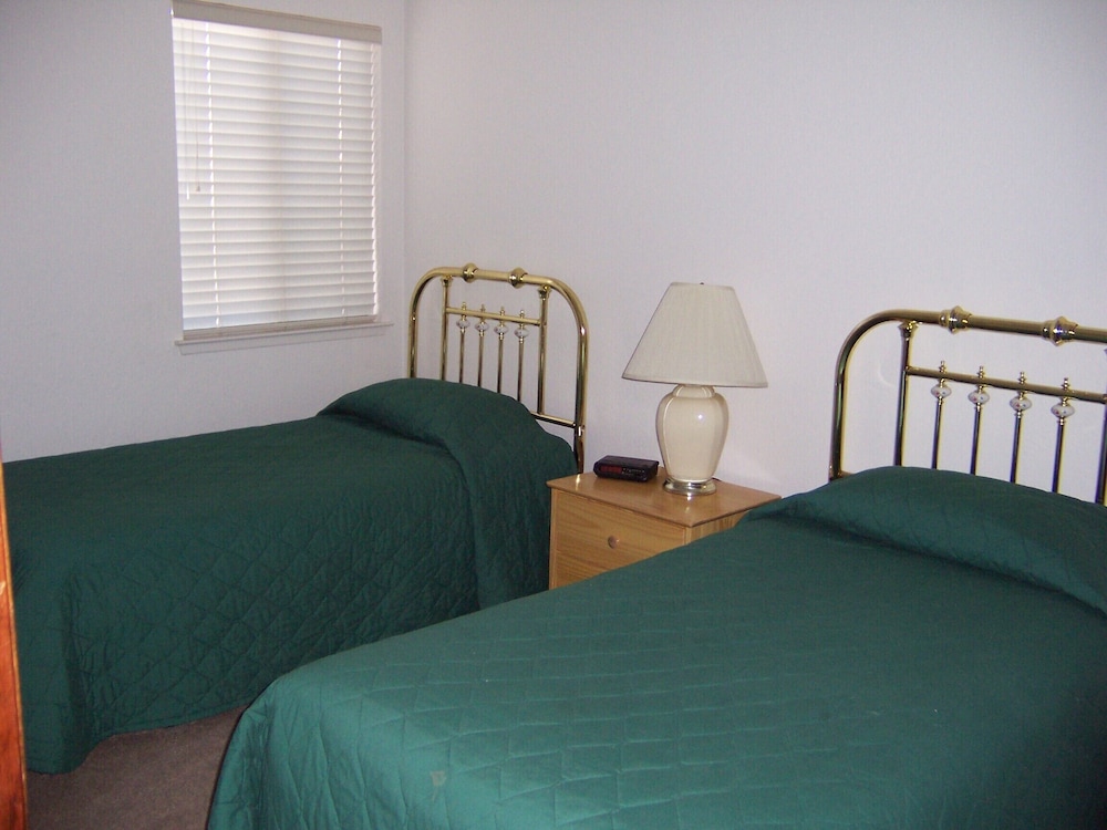 Condo, 3 Bedrooms photo 2